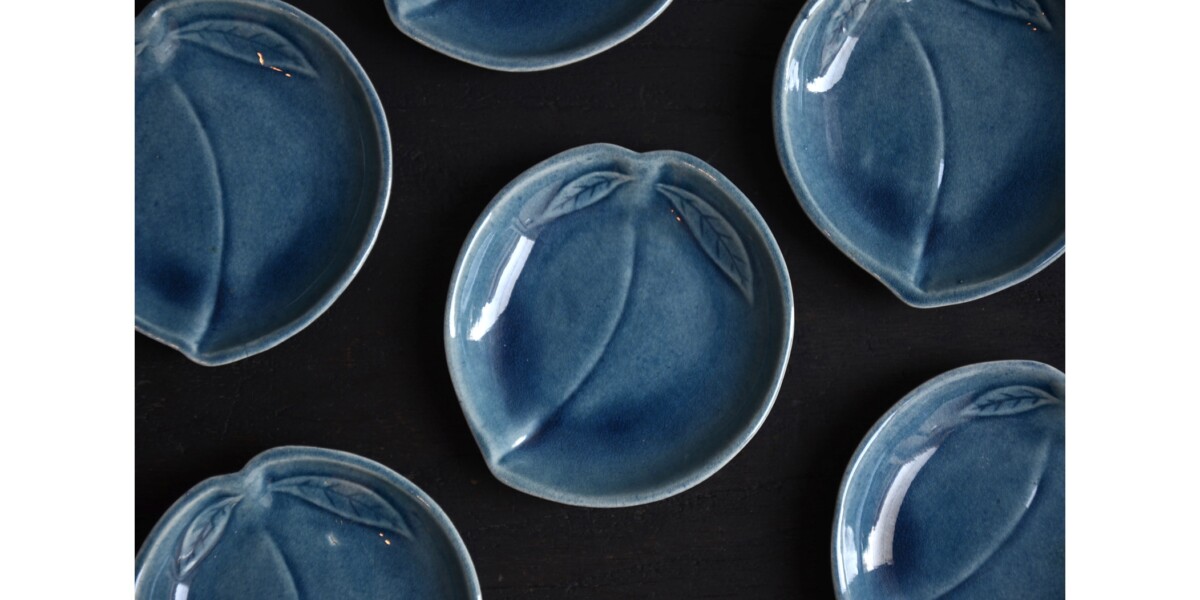珉平瑠璃桃形小皿10枚組